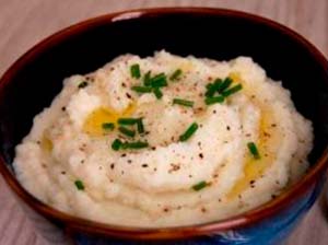 Easy Mashed Cauliflower with Garlic
